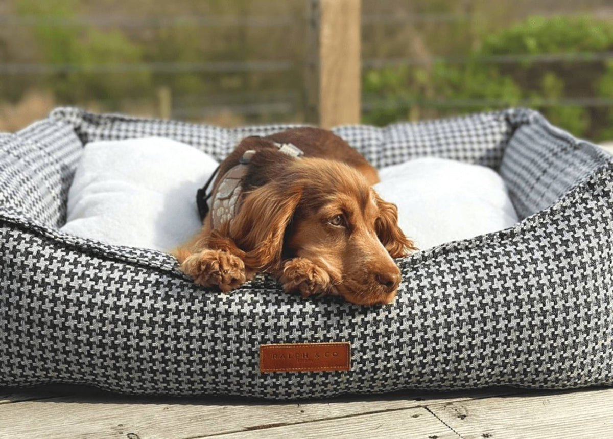 Kensington Houndstooth Bolster Dog Bed
