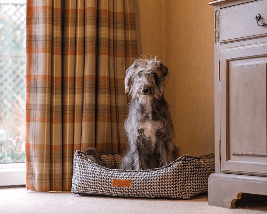 Kensington Houndstooth Bolster Dog Bed